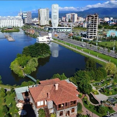 G.M.M Apartaments Батуми Экстерьер фото